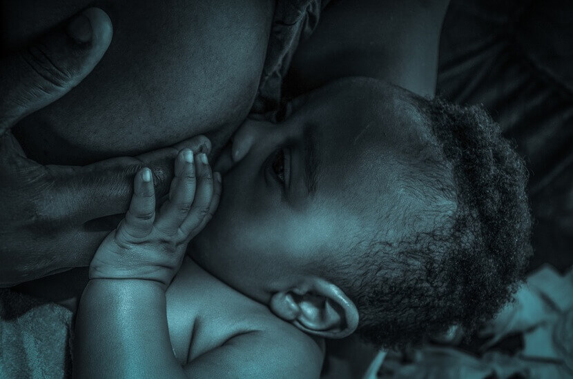 Bebê mamando